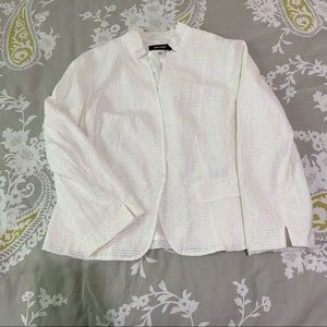 NINE WEST blazer.